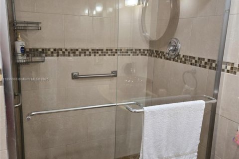 Copropriété à louer à Weston, Floride: 2 chambres, 114.73 m2 № 1945653 - photo 8
