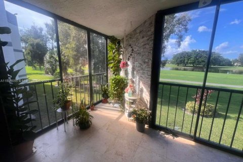 Copropriété à louer à Weston, Floride: 2 chambres, 114.73 m2 № 1945653 - photo 14