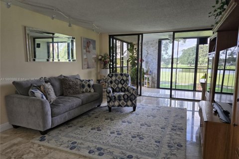 Copropriété à louer à Weston, Floride: 2 chambres, 114.73 m2 № 1945653 - photo 4