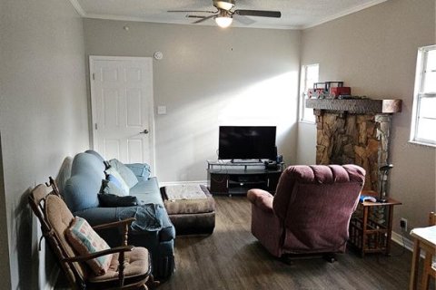 Villa ou maison à vendre à Auburndale, Floride: 2 chambres, 81.75 m2 № 2101955 - photo 4