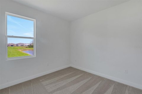House in ANGELINE in Land O' Lakes, Florida 4 bedrooms, 287.9 sq.m. № 2152139 - photo 19