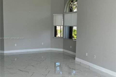 Casa en alquiler en Pompano Beach, Florida, 3 dormitorios, 182.18 m2 № 1993925 - foto 12