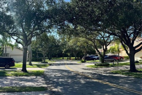 Casa en alquiler en Pompano Beach, Florida, 3 dormitorios, 182.18 m2 № 1993925 - foto 27