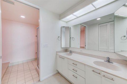 Condominio en alquiler en Clearwater, Florida, 2 dormitorios, 125.42 m2 № 1690251 - foto 16