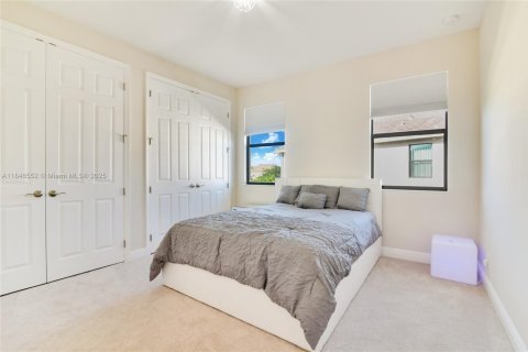 Купить виллу или дом в Бока-Ратон, Флорида 5 спален, 371.14м2, № 2021755 - фото 22