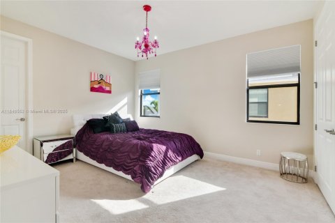 Купить виллу или дом в Бока-Ратон, Флорида 5 спален, 371.14м2, № 2021755 - фото 21