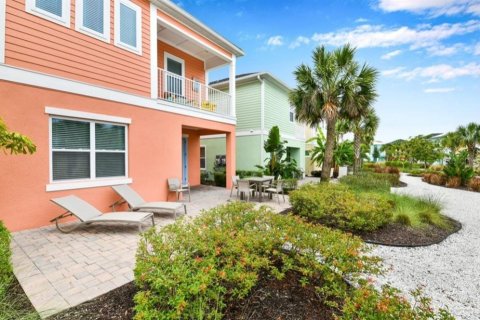 House in Kissimmee, Florida 3 bedrooms, 168.9 sq.m. № 1243635 - photo 14