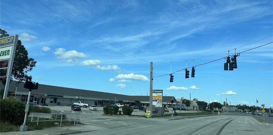 Propiedad comercial en Englewood, Florida 1672.24 m2 № 1769214