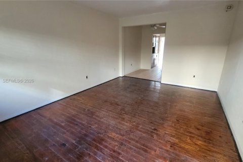 Copropriété à louer à Miami Beach, Floride: 35.3 m2 № 1996698 - photo 7