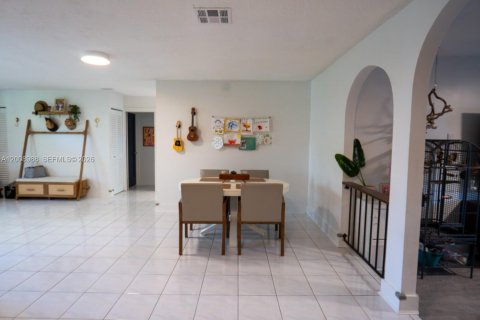 Condo in Davie, Florida, 3 bedrooms  № 2075059 - photo 8