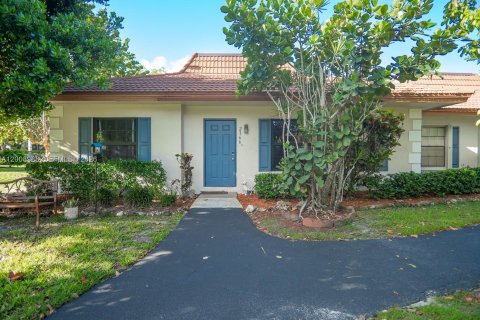 Condo in Davie, Florida, 3 bedrooms  № 2075059