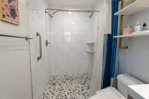 Condo in Davie, Florida, 3 bedrooms  № 2075059 - photo 21
