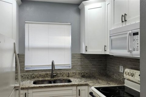 Appartement à louer à Tampa, Floride: 1 chambre, 60.39 m2 № 2419344 - photo 6