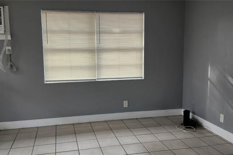 Appartement à louer à Tampa, Floride: 1 chambre, 60.39 m2 № 2419344 - photo 2