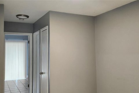 Appartement à louer à Tampa, Floride: 1 chambre, 60.39 m2 № 2419344 - photo 4