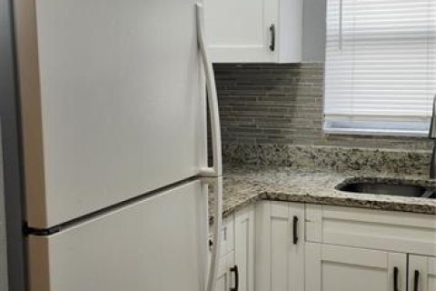 Appartement à louer à Tampa, Floride: 1 chambre, 60.39 m2 № 2419344 - photo 8