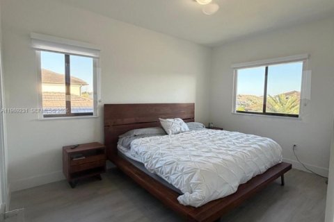 Villa ou maison à louer à Miami, Floride: 4 chambres, 271.74 m2 № 2051462 - photo 23