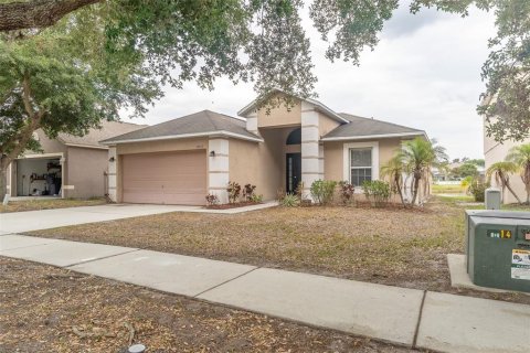 House in Riverview, Florida 3 bedrooms, 151.62 sq.m. № 2198284