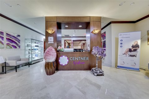 Condo in Miami, Florida, 2 bedrooms  № 1953784 - photo 22