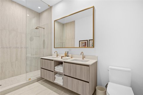Copropriété à louer à Miami, Floride: 1 chambre № 2415702 - photo 12