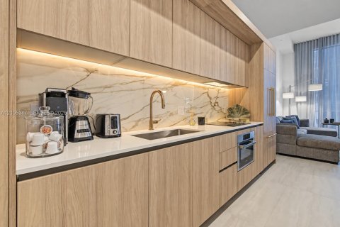 Copropriété à louer à Miami, Floride: 1 chambre № 2415702 - photo 6