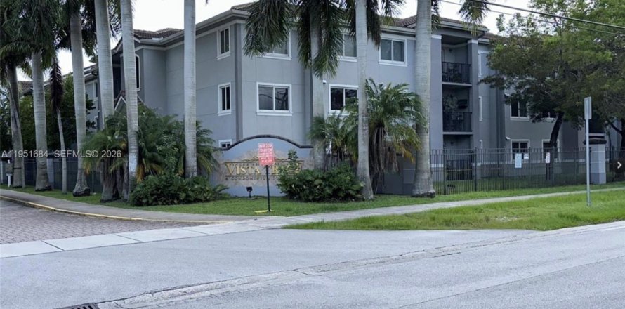 Condominio en Homestead, Florida, 2 dormitorios  № 2153157