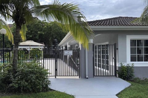 Condominio en venta en Homestead, Florida, 2 dormitorios, 83.15 m2 № 2153157 - foto 5