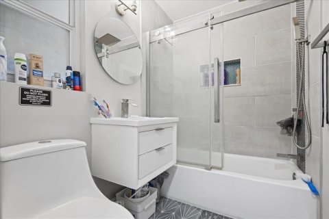 Immobilier commercial à vendre à Largo, Floride: 57.23 m2 № 2425902 - photo 23