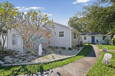 Immobilier commercial à vendre à Largo, Floride: 57.23 m2 № 2425902 - photo 2