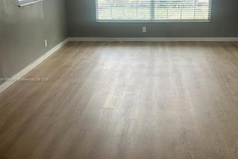 Condo in Lauderhill, Florida, 2 bedrooms № 1896754 - photo 19