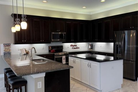 House in Wimauma, Florida 3 bedrooms, 306.76 sq.m. № 2215948 - photo 19