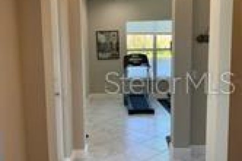 House in Wimauma, Florida 3 bedrooms, 306.76 sq.m. № 2215948 - photo 30