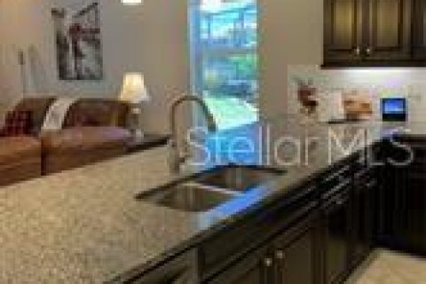 House in Wimauma, Florida 3 bedrooms, 306.76 sq.m. № 2215948 - photo 21