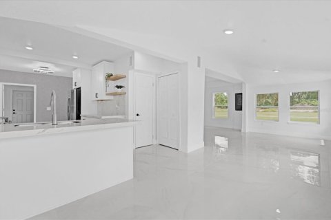 Casa en venta en Belleview, Florida, 3 dormitorios, 200.11 m2 № 1666871 - foto 17