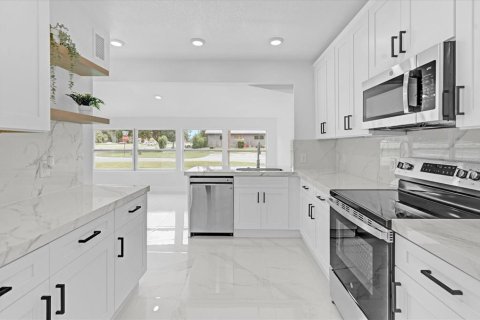 Casa en venta en Belleview, Florida, 3 dormitorios, 200.11 m2 № 1666871 - foto 15