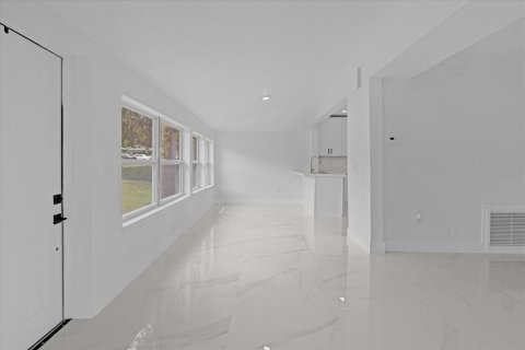 Casa en venta en Belleview, Florida, 3 dormitorios, 200.11 m2 № 1666871 - foto 7