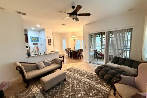 Touwnhouse à vendre à Kissimmee, Floride: 4 chambres, 182.92 m2 № 2095654 - photo 12