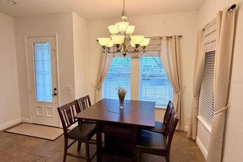 Touwnhouse à vendre à Kissimmee, Floride: 4 chambres, 182.92 m2 № 2095654 - photo 13