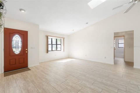 Villa ou maison à vendre à Palm Coast, Floride: 3 chambres, 171.87 m2 № 2431025 - photo 6
