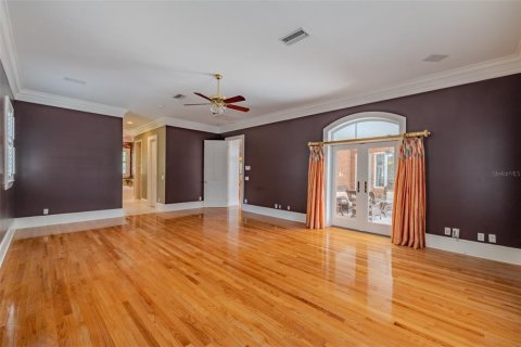 Casa en venta en Dover, Florida, 6 dormitorios, 589.09 m2 № 2233706 - foto 24