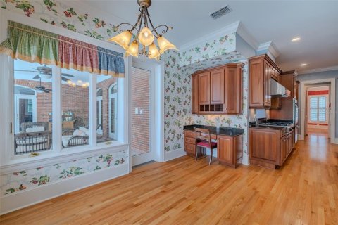 Casa en venta en Dover, Florida, 6 dormitorios, 589.09 m2 № 2233706 - foto 13