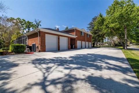 Casa en venta en Dover, Florida, 6 dormitorios, 589.09 m2 № 2233706 - foto 8
