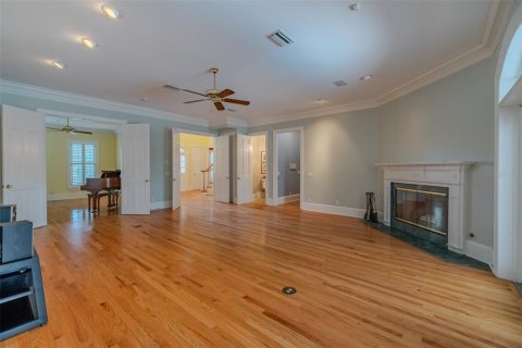 Casa en venta en Dover, Florida, 6 dormitorios, 589.09 m2 № 2233706 - foto 21