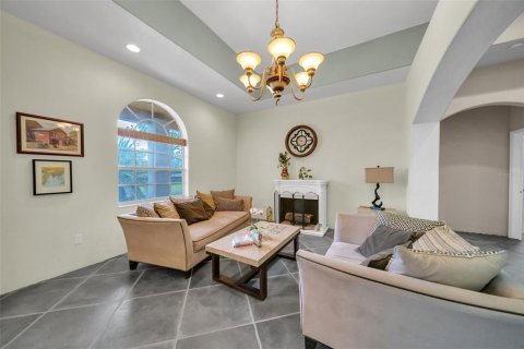 Villa ou maison à vendre à Clewiston, Floride: 5 chambres, 434.78 m2 № 1751190 - photo 17