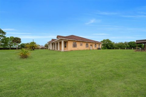 Villa ou maison à vendre à Clewiston, Floride: 5 chambres, 434.78 m2 № 1751190 - photo 7