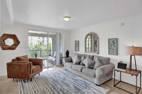 Copropriété à louer à Sunny Isles Beach, Floride: 3 chambres, 125.7 m2 № 1958499 - photo 12