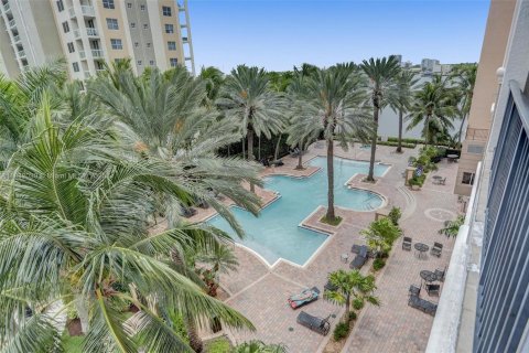 Copropriété à louer à Sunny Isles Beach, Floride: 3 chambres, 125.7 m2 № 1958499 - photo 24