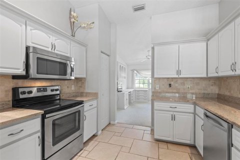 Купить виллу или дом в Палм-Кост, Флорида 3 комнаты, 197.97м2, № 1873515 - фото 26