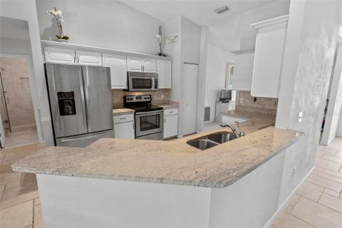 Купить виллу или дом в Палм-Кост, Флорида 3 комнаты, 197.97м2, № 1873515 - фото 29