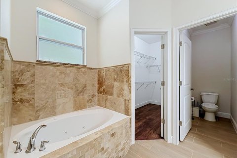 Villa ou maison à vendre à Apopka, Floride: 4 chambres, 198.07 m2 № 2396481 - photo 24